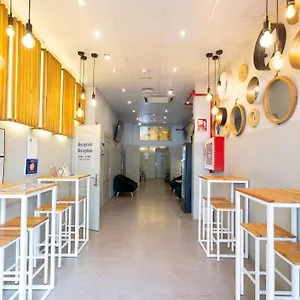 https://malaga-top-hostel.hotelsinnerja.org